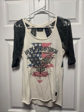 Harley-Davidson Cream Graphic Tee with Black Lace Raglan Sleeves